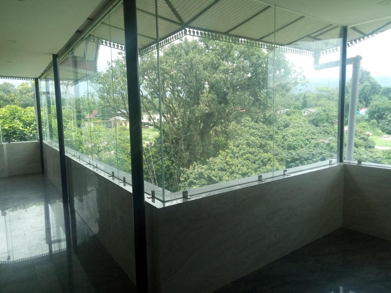 Hotel Sky Bule & Restaurant Khas Nagrota Экстерьер фото