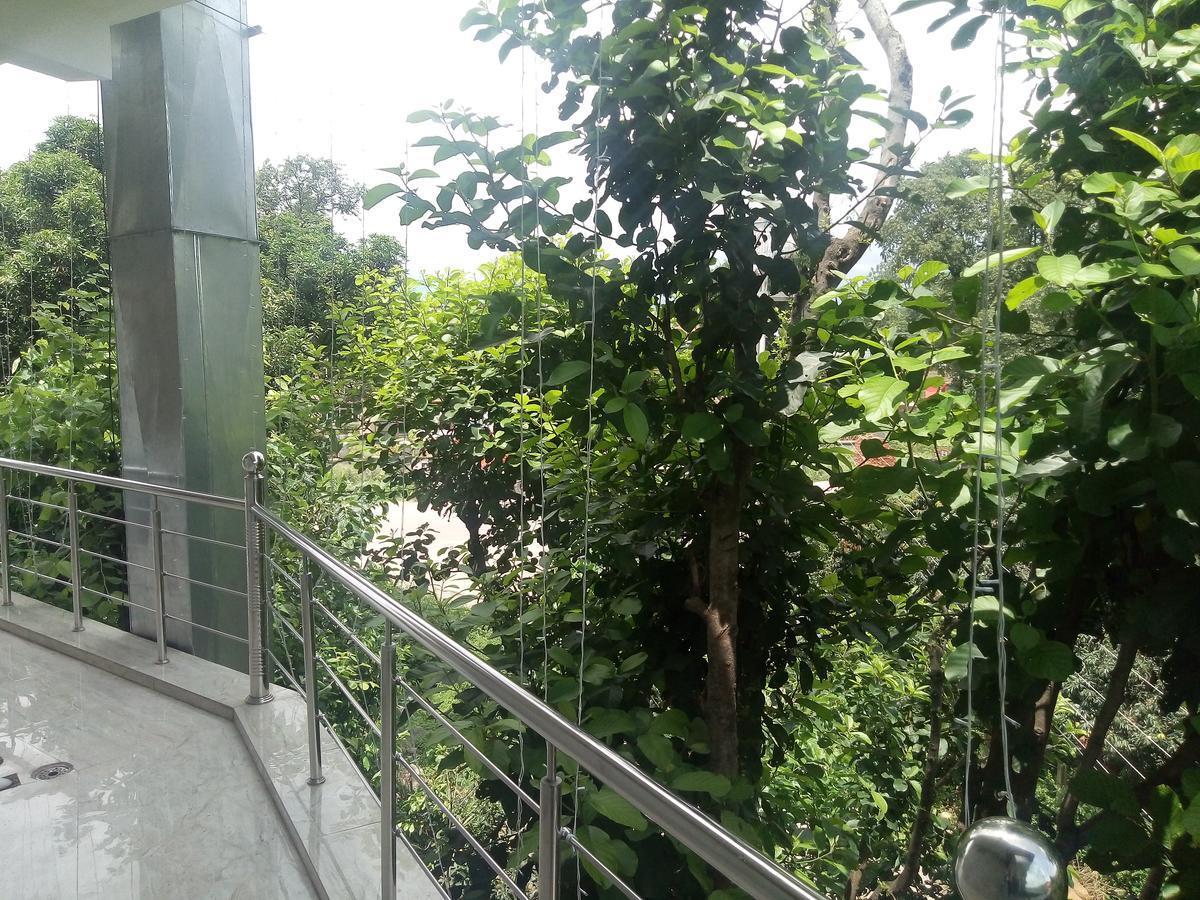 Hotel Sky Bule & Restaurant Khas Nagrota Экстерьер фото